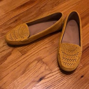 Size 6 Ugg Loafers